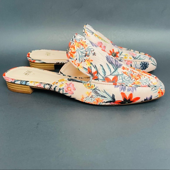 H&M Shoes - H&M Pink Floral Mules/Slides Sz 6